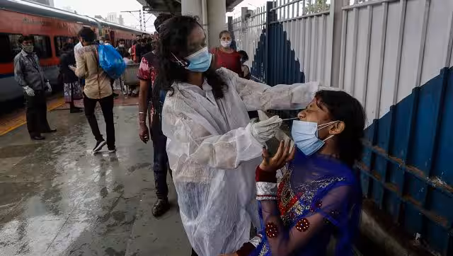 COVID-19 updates: Third wave to hit India in 6-8 weeks, says AIIMS chief; Telangana ends lockdown, Karnataka e