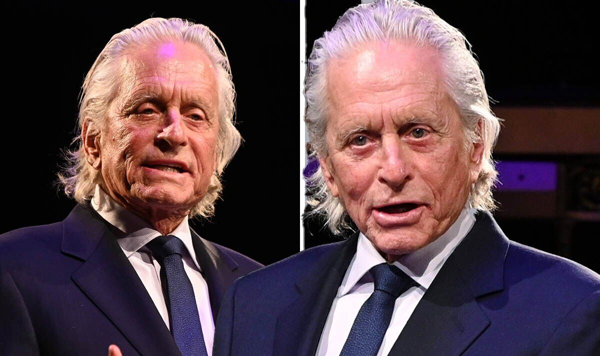 Michael Douglas health: 'Walnut-sized tumour' on tongue was first sign of star's cancer