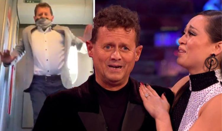 Mike Bushell: Strictly star causes a stir with train clip