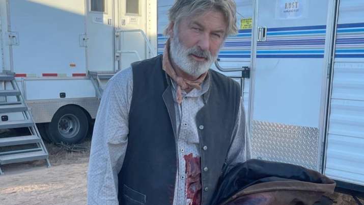 'Rust' shooting accident: Alec Baldwin tweets his 'shock', union says prop gun had 'live round'