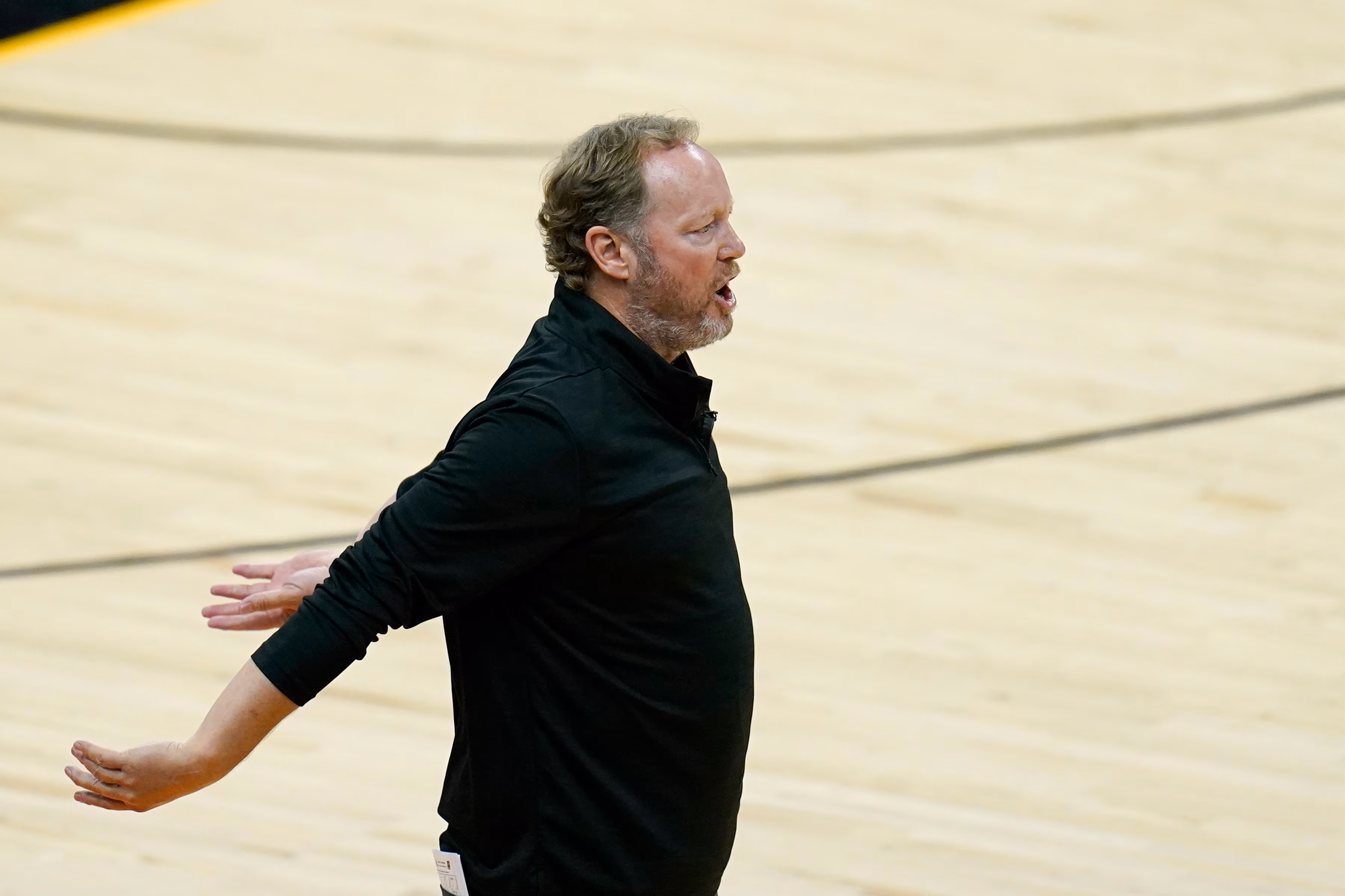Bucks' Mike Budenholzer Calls Free-Throw Disparity in Game 1 vs. Suns 'Frustrating'