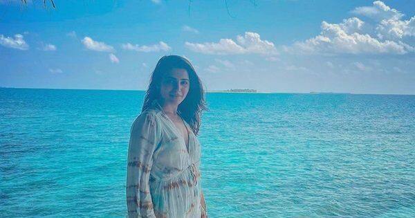 Samantha Akkineni stuns in an itsy-bitsy bikini as she soaks herself into a bubble bath — view pic | Bollywood
