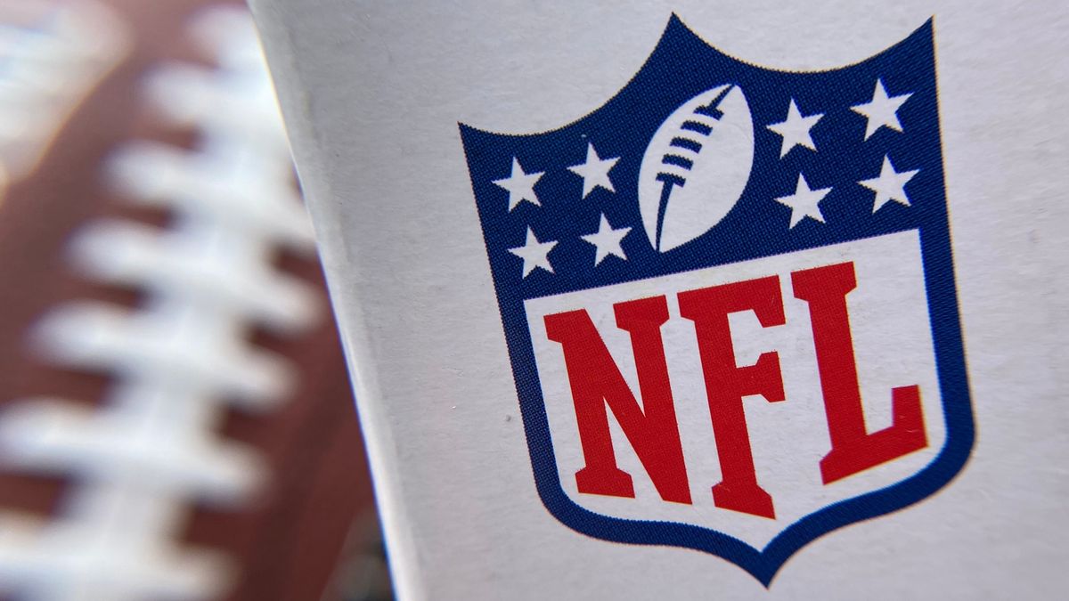 Apple reportedly in talks for NFL Sunday Ticket — and it could be a game changer