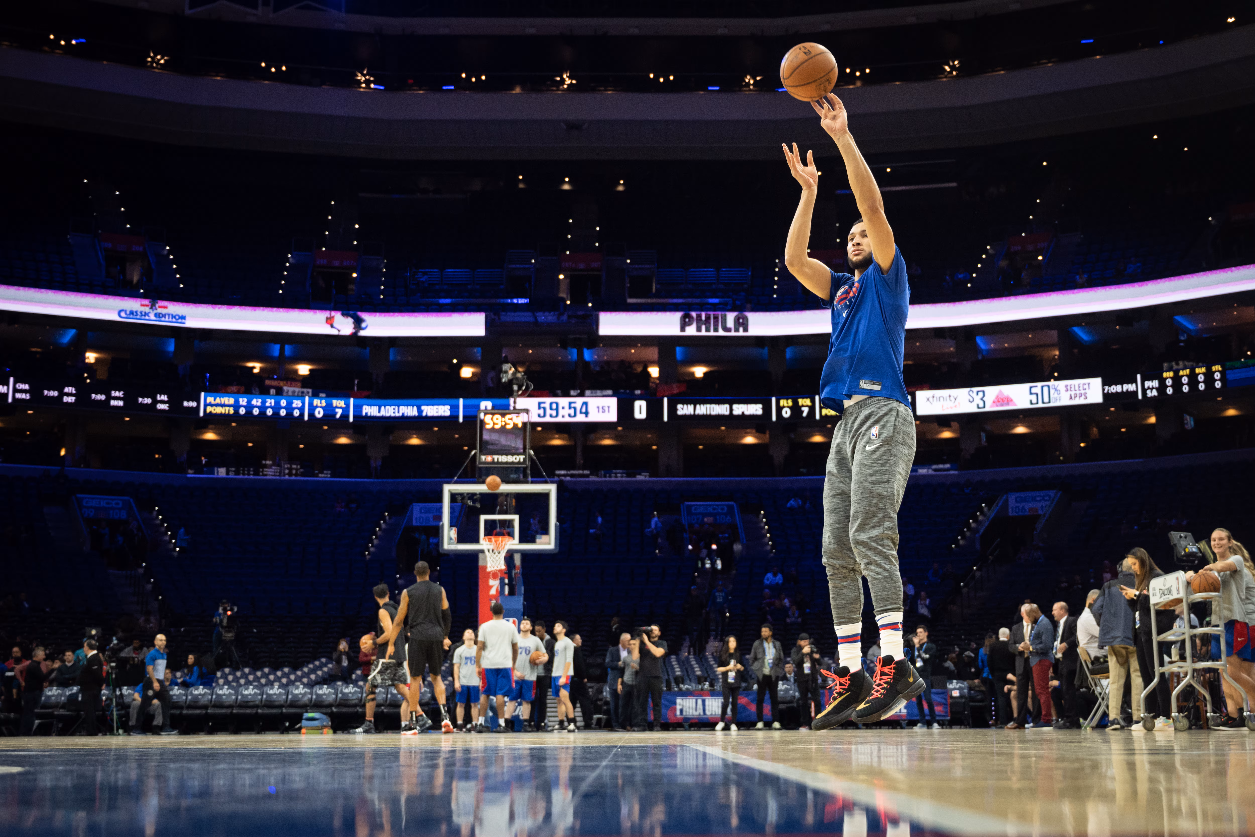 Ben Simmons Rumors: 76ers Star May Explore Switching Dominant Shooting Hand